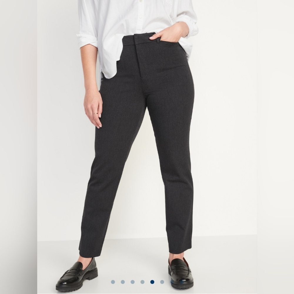 NWOT High-Waisted Pixie Straight Ankle Pants